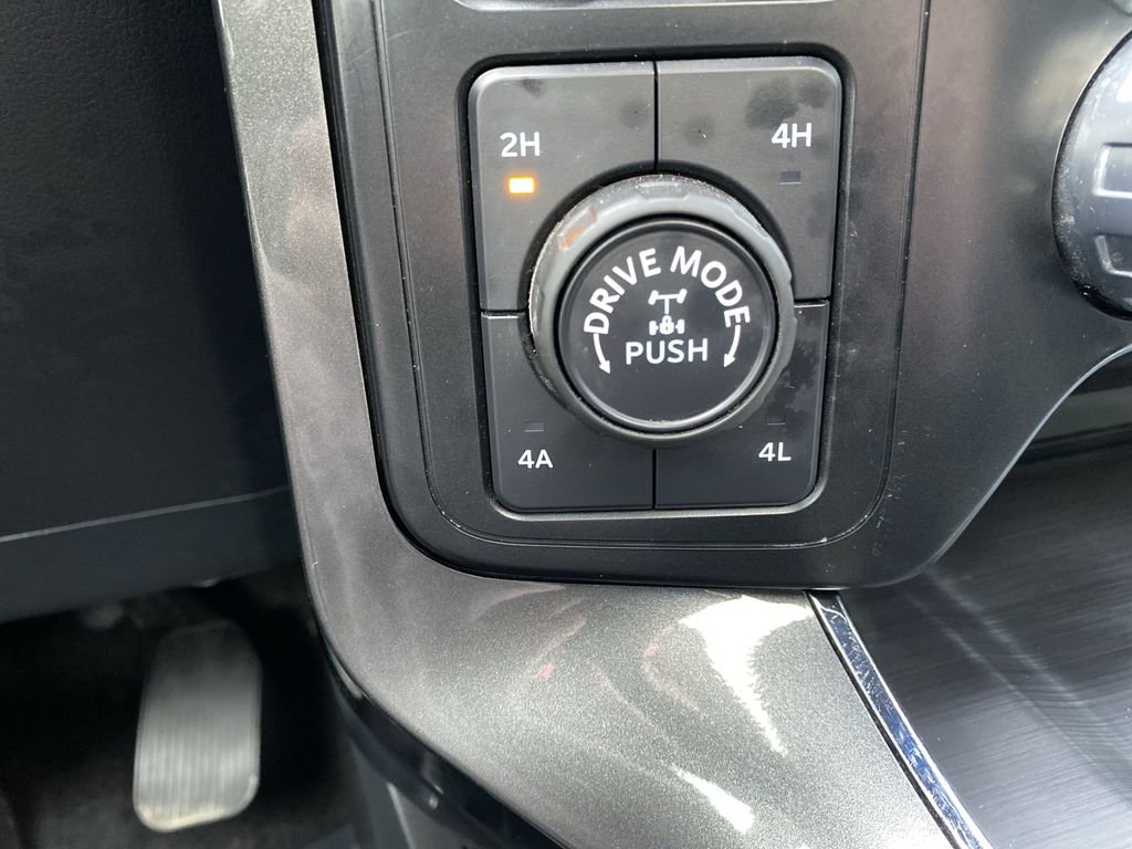 Certified 2023 Ford F150 Lariat w/ Equipment Group 502A High image 30