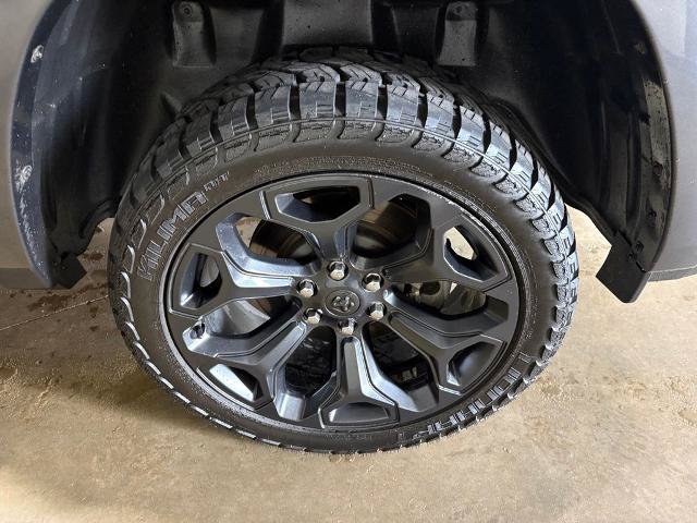 Used 2023 RAM 1500 Limited w/ Night Edition AWD/4WD image 28