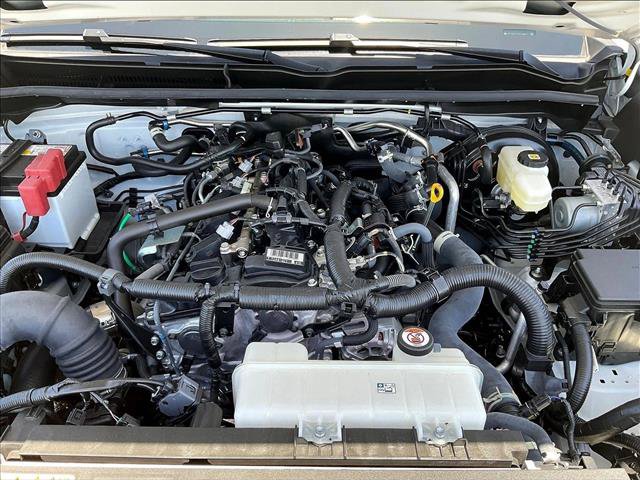 Used 2025 Toyota 4Runner SR5 AWD/4WD image 11
