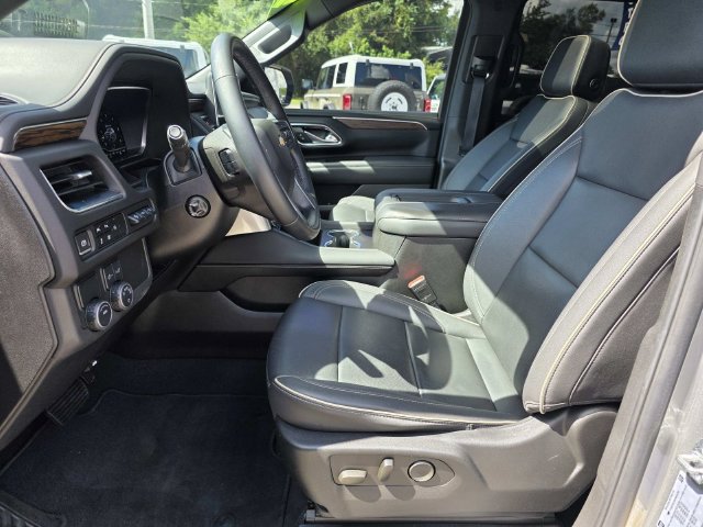 Used 2023 Chevrolet Tahoe Premier RWD image 13