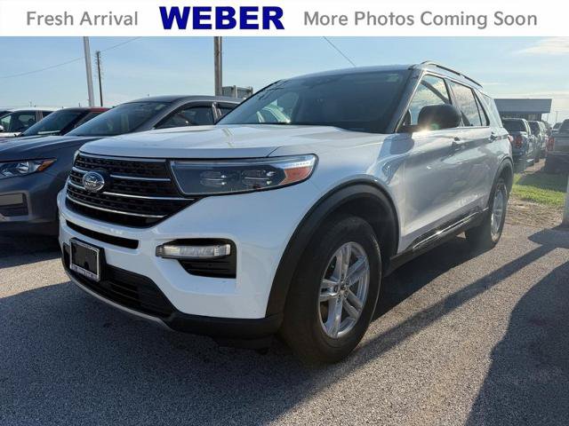 Certified 2022 Ford Explorer XLT w/ Equipment Group 202A AWD/4WD image 1