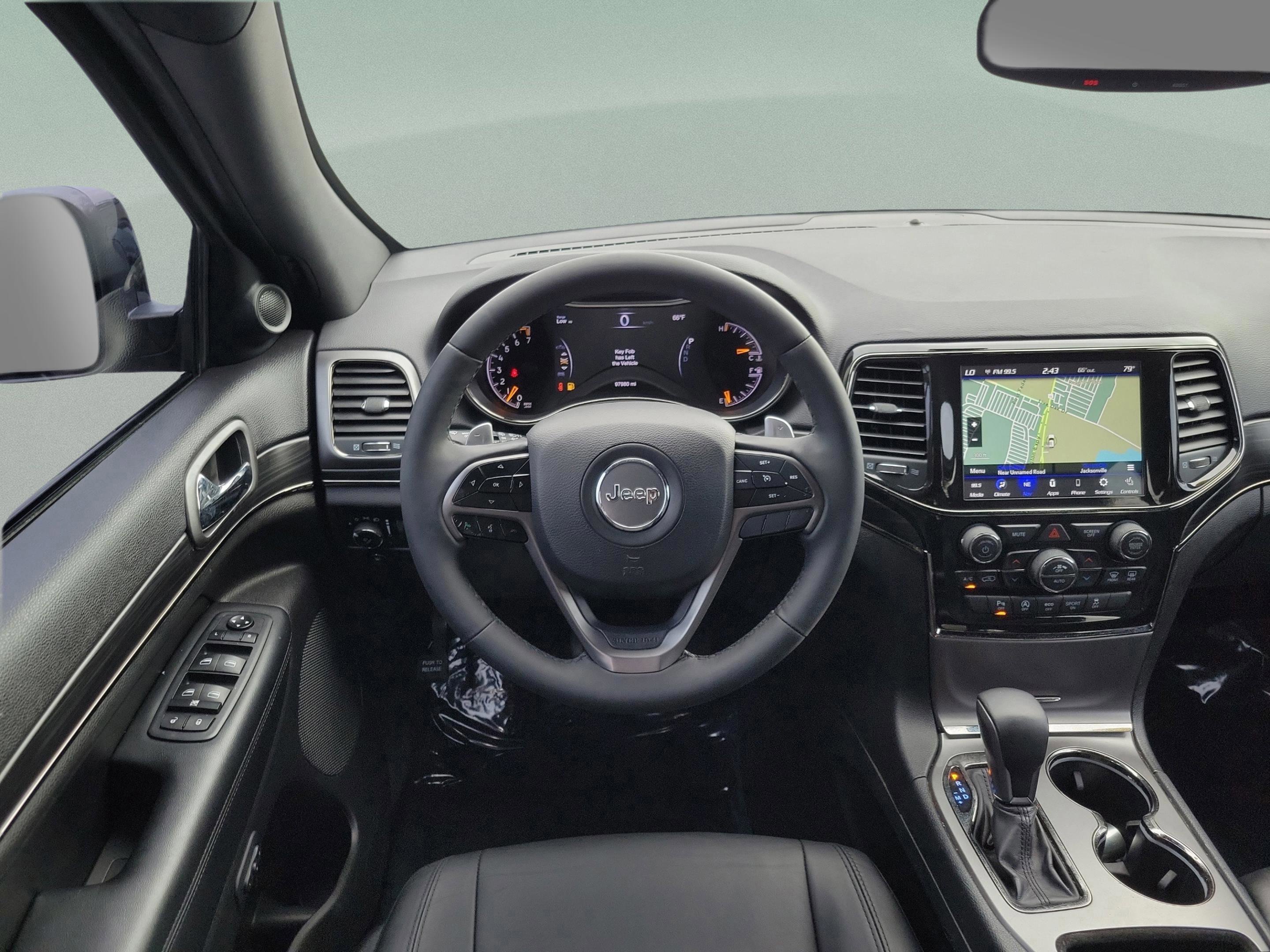 Used 2020 Jeep Grand Cherokee Limited X image 16