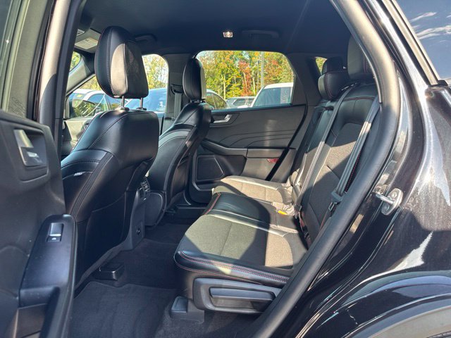 Certified 2025 Ford Escape ST-Line Select AWD/4WD image 11