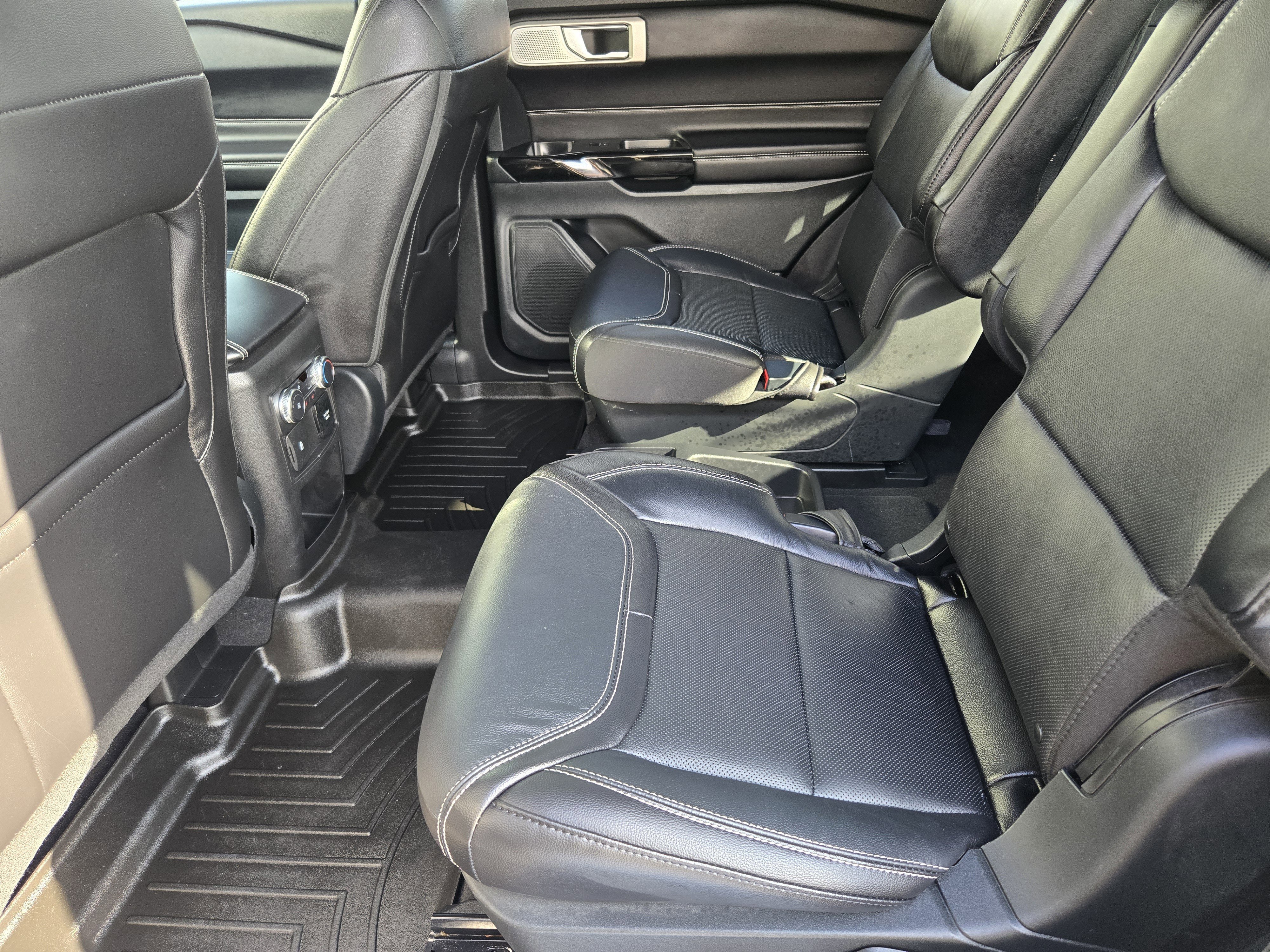 Certified 2021 Ford Explorer ST w/ Equipment Group 401A image 22