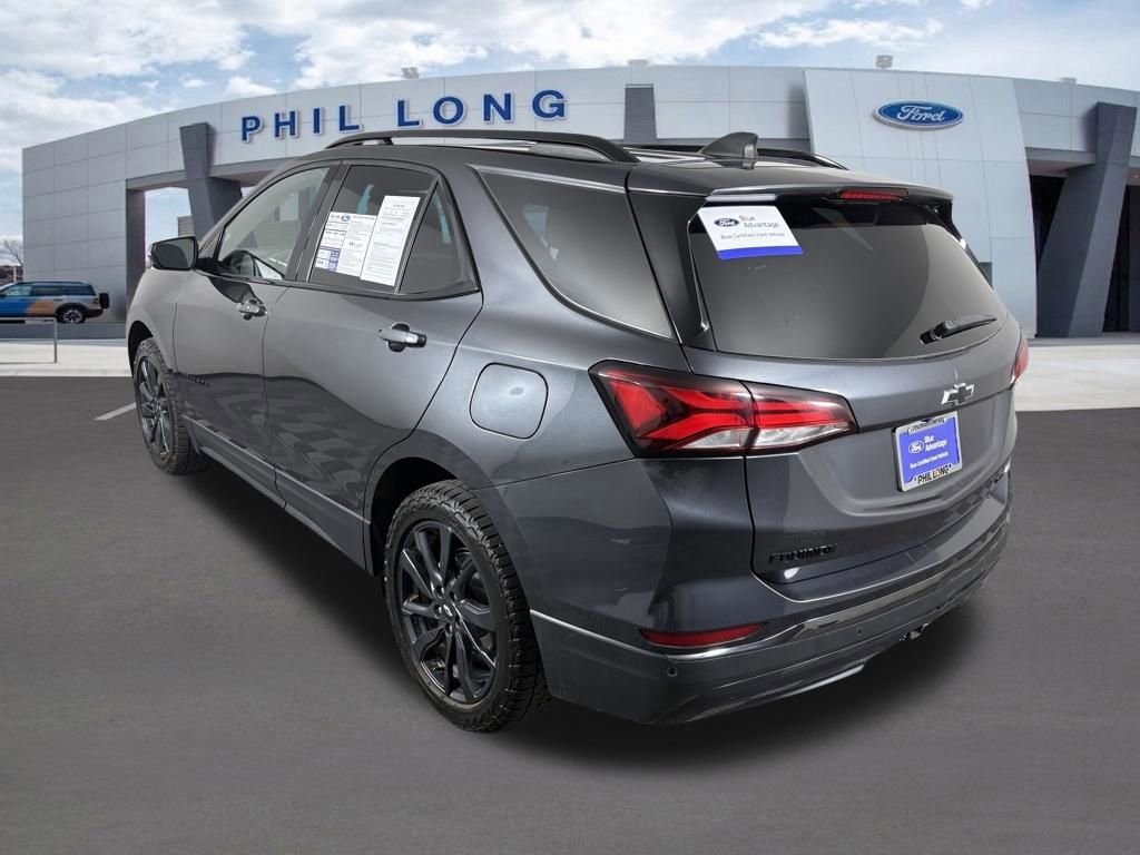 Used 2022 Chevrolet Equinox RS w/ RS Leather Package image 3