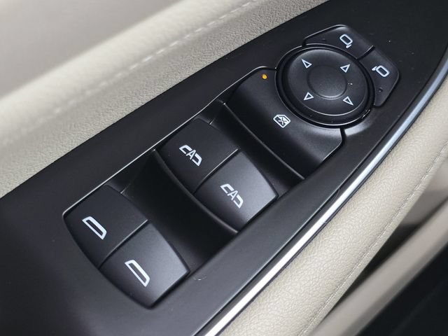 Used 2019 Buick Regal Essence w/ Driver Confidence Package I AWD/4WD image 26