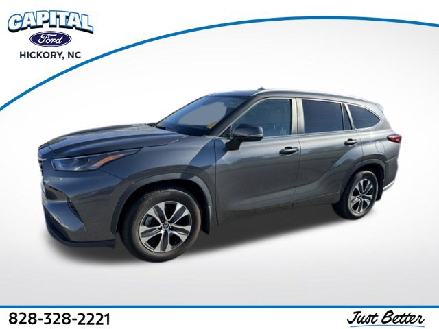 Used 2023 Toyota Highlander XLE