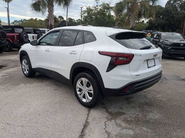 Used 2026 Chevrolet Trax LS FWD image 6