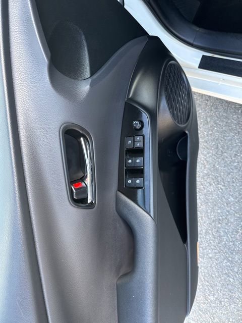Used 2018 Toyota Prius Prime Premium FWD image 16
