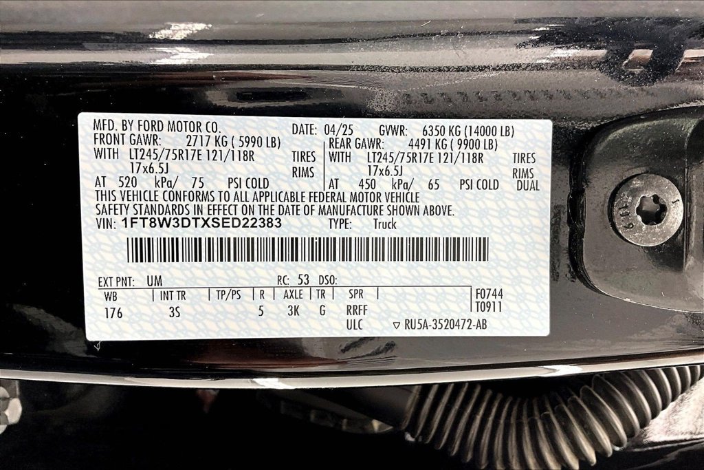 Certified 2025 Ford F350 XLT w/ 360-Degree Camera Package AWD/4WD image 35
