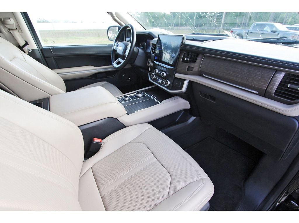 Certified 2024 Ford Expedition Max Limited image 27