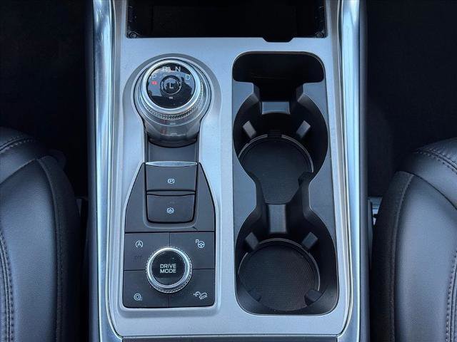 Certified 2023 Ford Explorer Platinum w/ Technology Package image 18