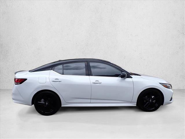 Used 2022 Nissan Sentra SR w/ Midnight Edition FWD image 5