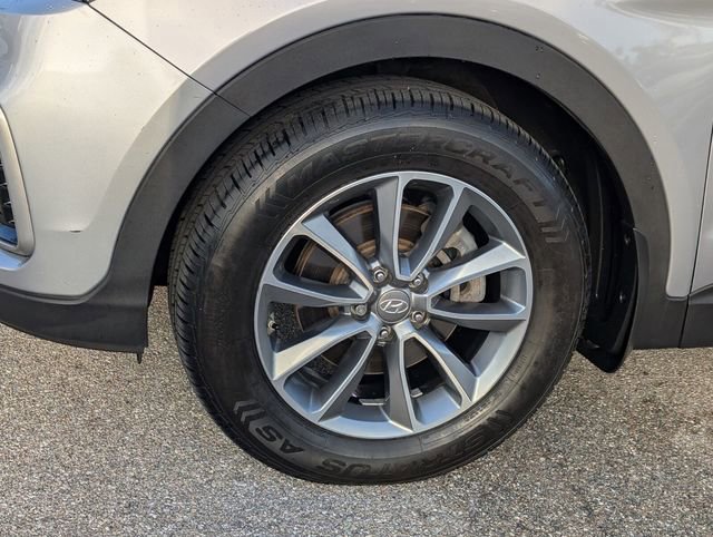 Used 2017 Hyundai Santa Fe SE w/ SE Premium Package 02 image 7