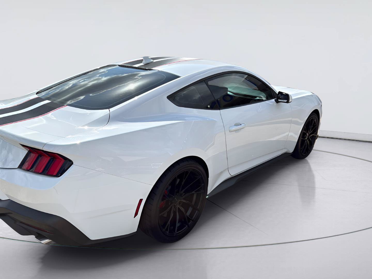 Certified 2024 Ford Mustang Coupe RWD image 6