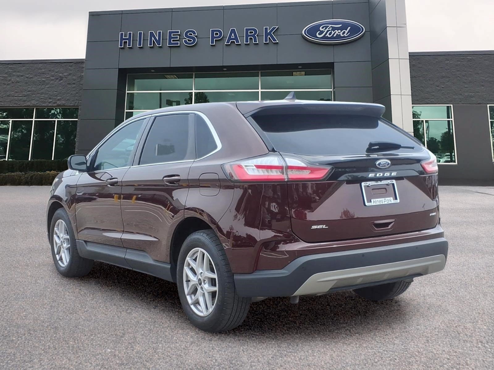 Certified 2023 Ford Edge SEL w/ Convenience Package AWD/4WD image 5