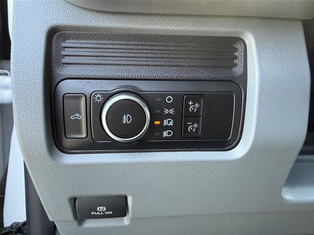 Certified 2024 Ford F250 XL w/ STX Appearance Package AWD/4WD image 16
