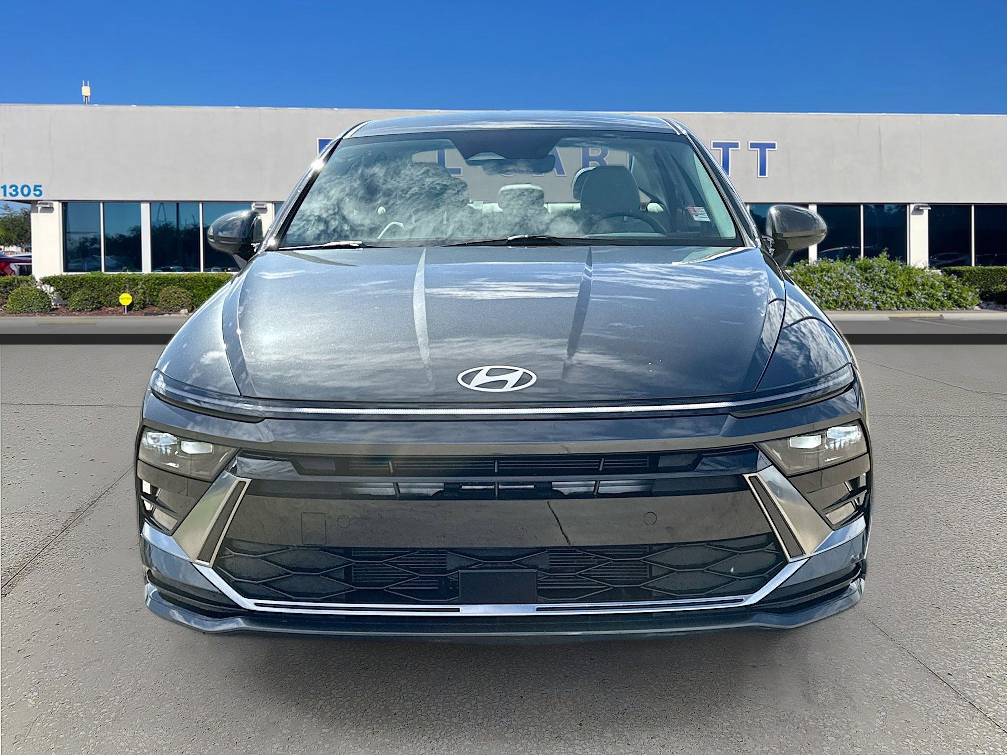 Used 2024 Hyundai Sonata SEL image 2