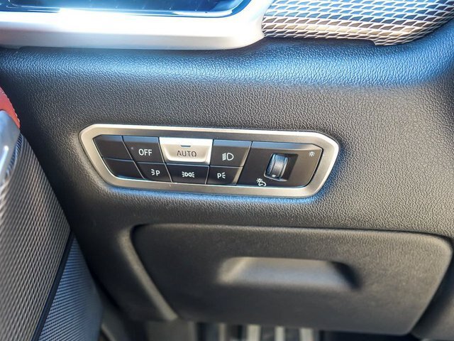 Used 2022 BMW X6 xDrive40i w/ Executive Package AWD/4WD image 28