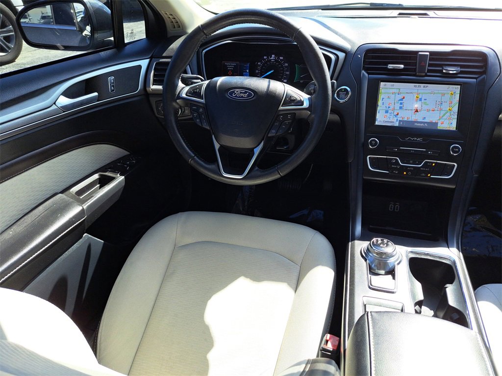 Certified 2020 Ford Fusion SE w/ Equipment Group 151A image 8