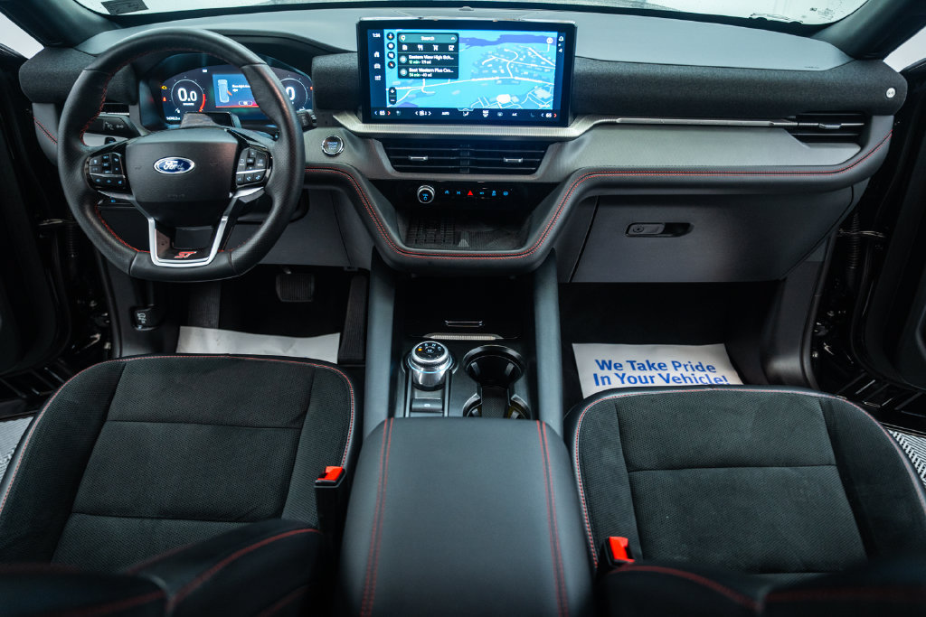 Certified 2025 Ford Explorer ST AWD/4WD image 22
