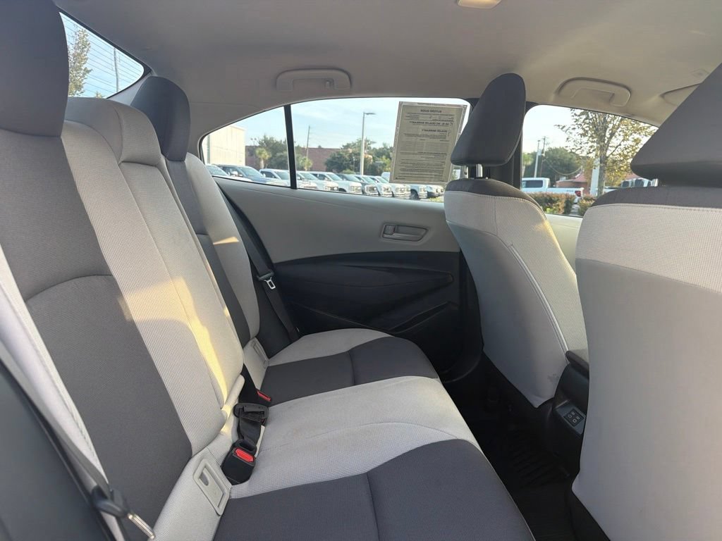 Used 2024 Toyota Corolla LE FWD image 28