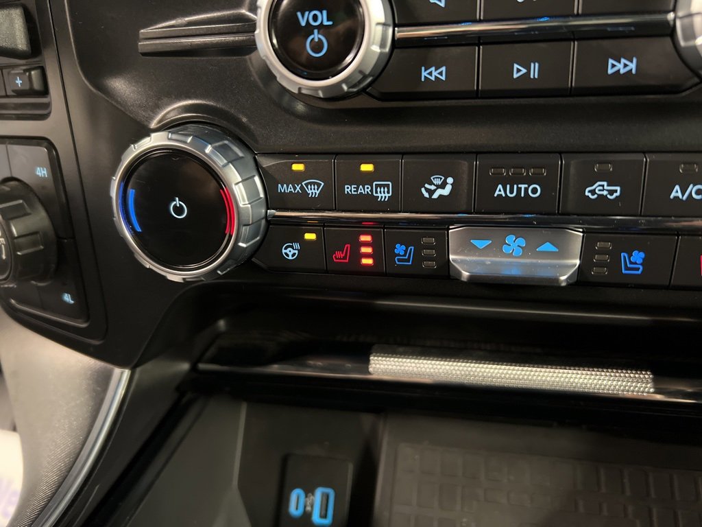 Certified 2022 Ford F150 Platinum w/ Equipment Group 701A High image 14