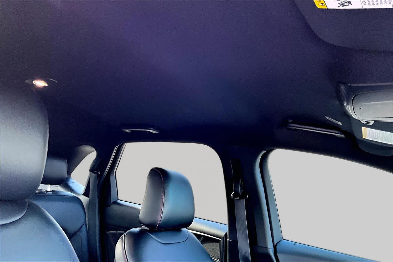 Certified 2020 Ford Edge ST-Line FWD image 14