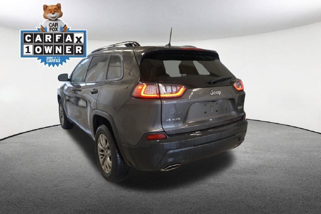 Used 2022 Jeep Cherokee Latitude Lux w/ Mopar Interior Package AWD/4WD image 11