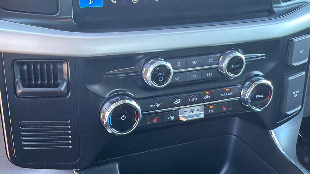 Certified 2023 Ford F150 Lightning XLT image 14