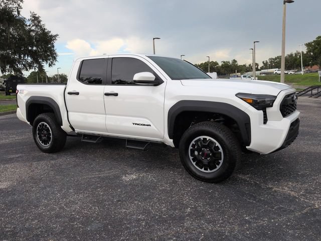 Used 2024 Toyota Tacoma TRD Off-Road AWD/4WD image 2