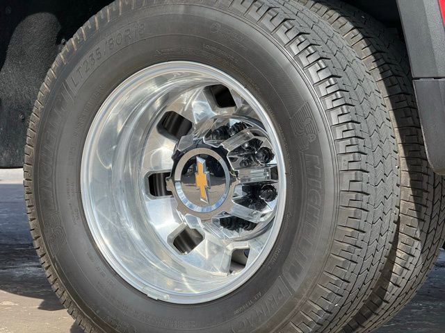 Used 2024 Chevrolet Silverado 3500 High Country image 16