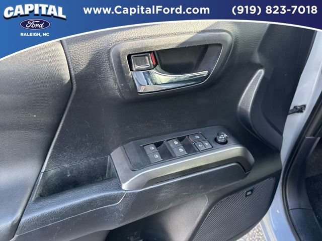 Used 2019 Toyota Tacoma TRD Sport image 21