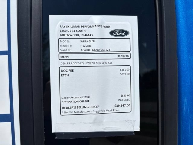 Used 2022 Jeep Wrangler Unlimited Rubicon AWD/4WD image 3