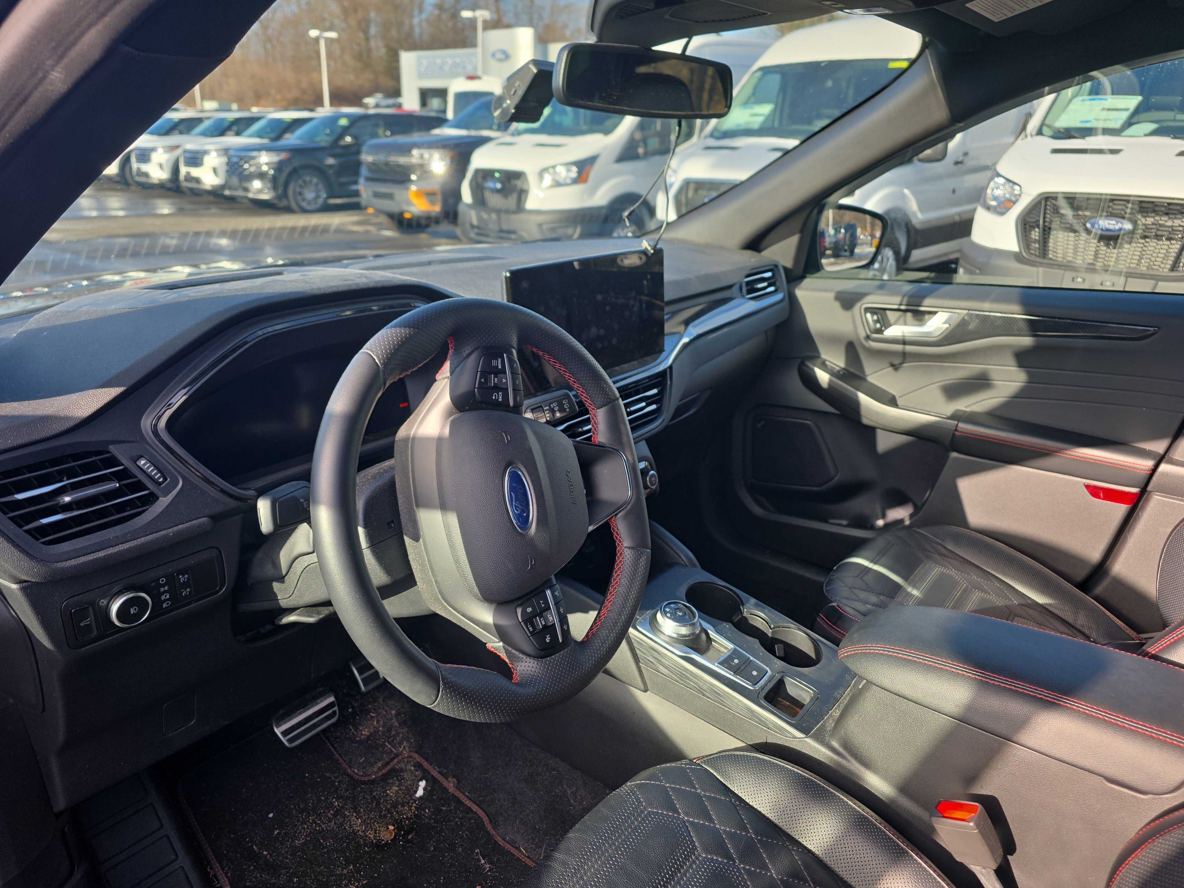 Certified 2023 Ford Escape ST-Line Elite w/ Premium Technology Package image 31