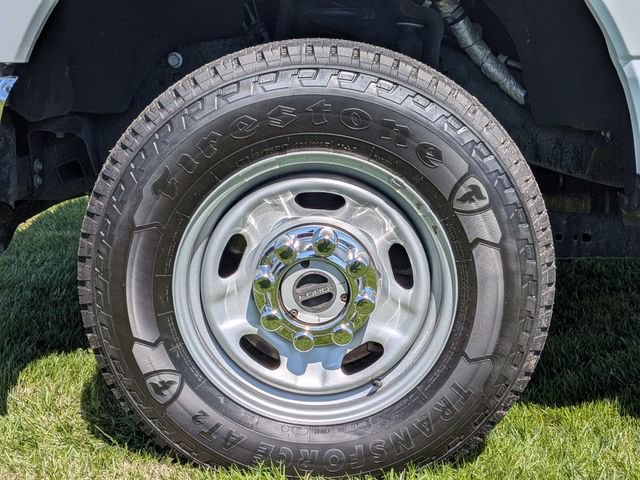 Certified 2024 Ford F250 XL w/ XL Chrome Package AWD/4WD image 23
