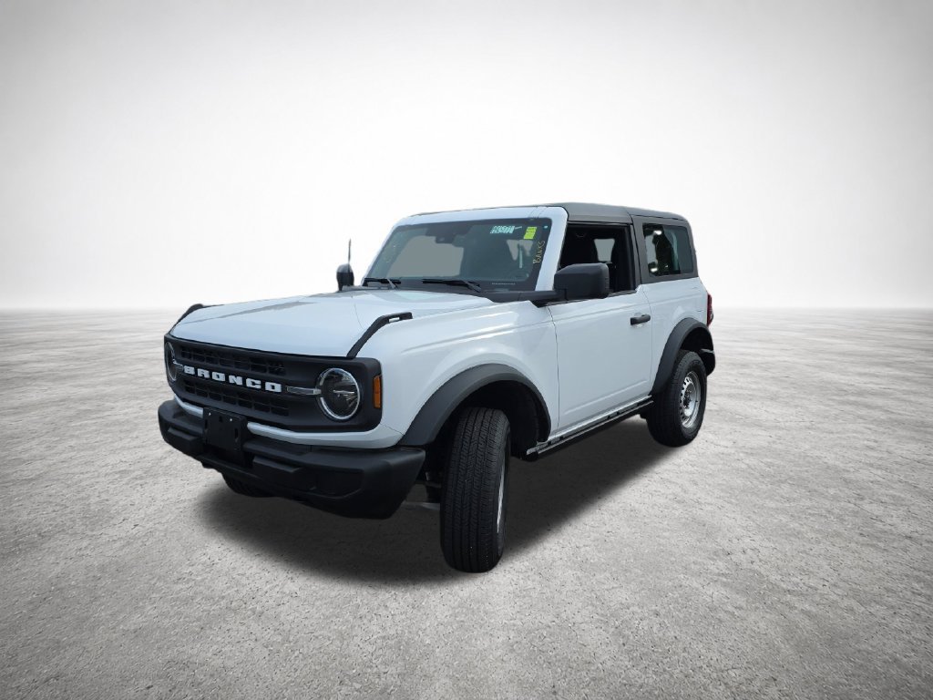 Certified 2025 Ford Bronco 2-Door AWD/4WD image 4