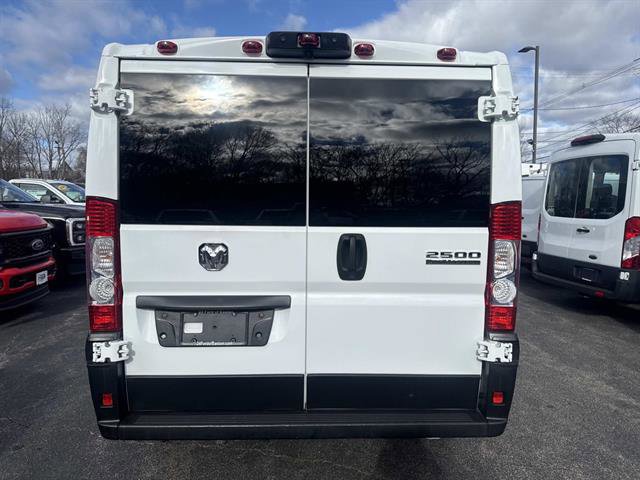 Used 2023 RAM ProMaster 2500 image 4