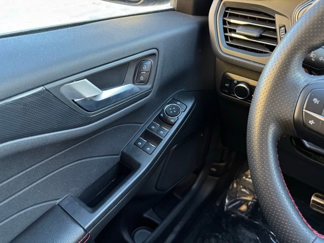 Certified 2023 Ford Escape ST-Line w/ Tech Pack #1 image 35