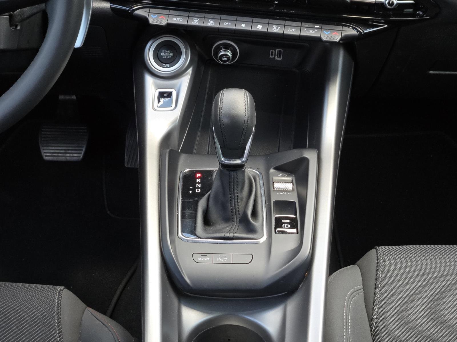 Used 2024 Dodge Hornet R/T image 15