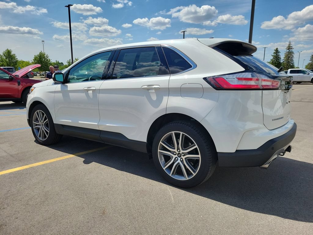 Certified 2024 Ford Edge Titanium w/ Equipment Group 301A AWD/4WD image 3