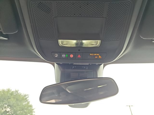 Used 2025 Chevrolet Equinox LT FWD image 33