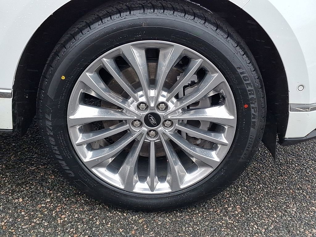 Certified 2023 Ford Edge Titanium w/ Equipment Group 301A image 11