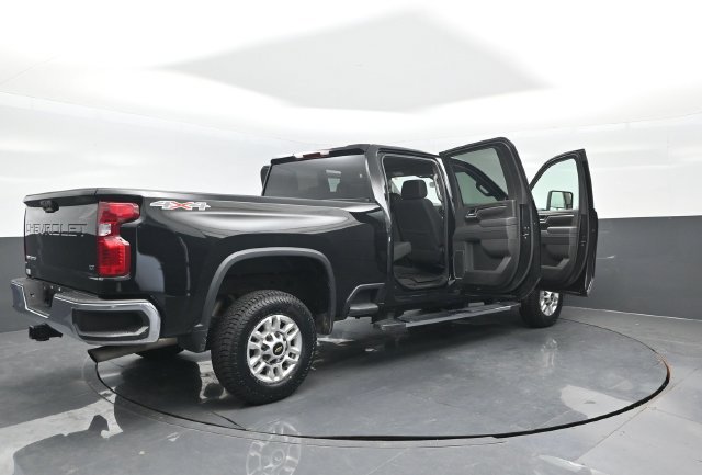 Used 2025 Chevrolet Silverado 2500 LT w/ Convenience Package AWD/4WD image 28