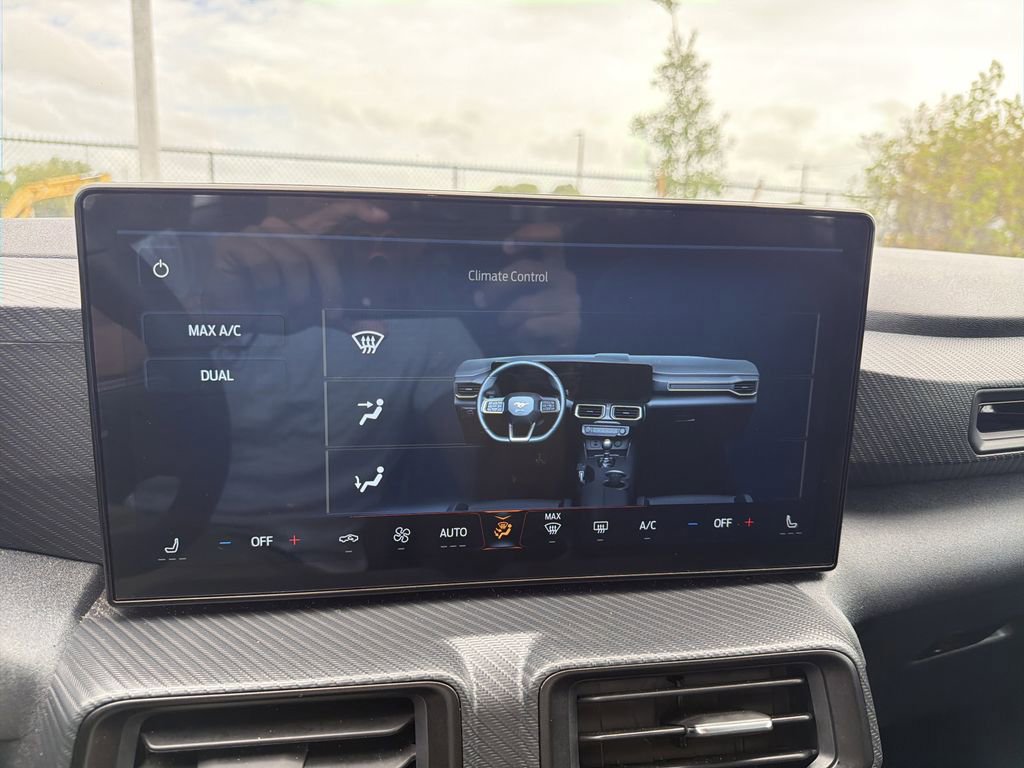 Certified 2025 Ford Mustang Coupe image 20