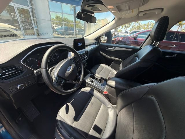 Certified 2022 Ford Escape SEL FWD image 17