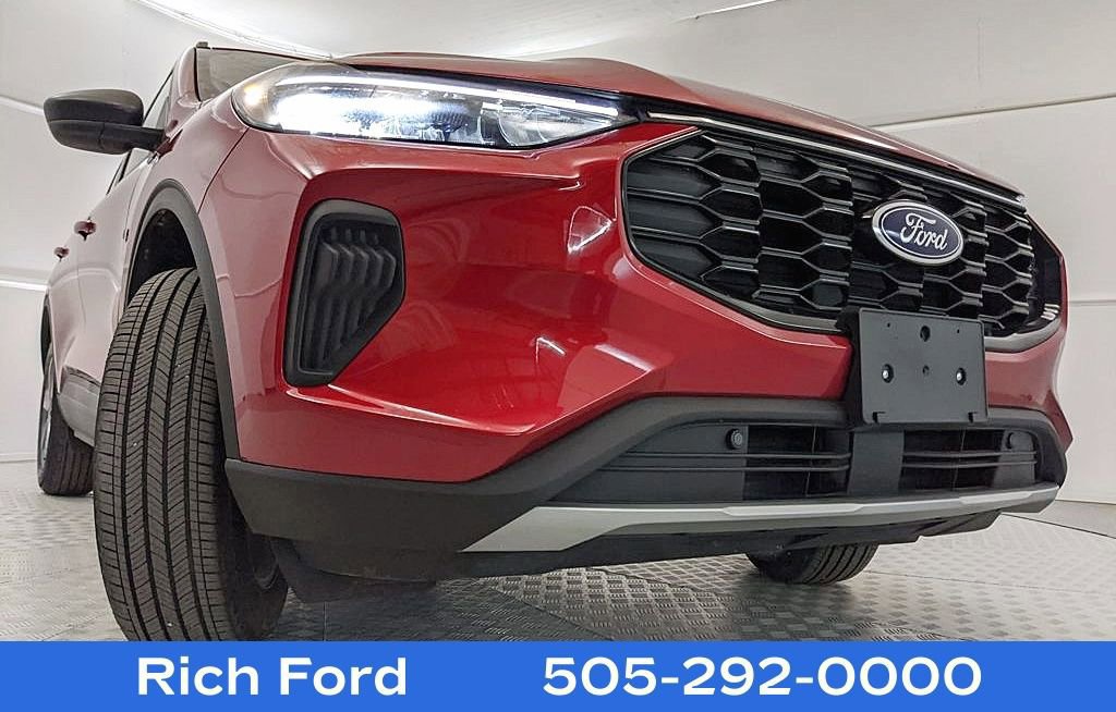 Certified 2025 Ford Escape ST-Line image 22