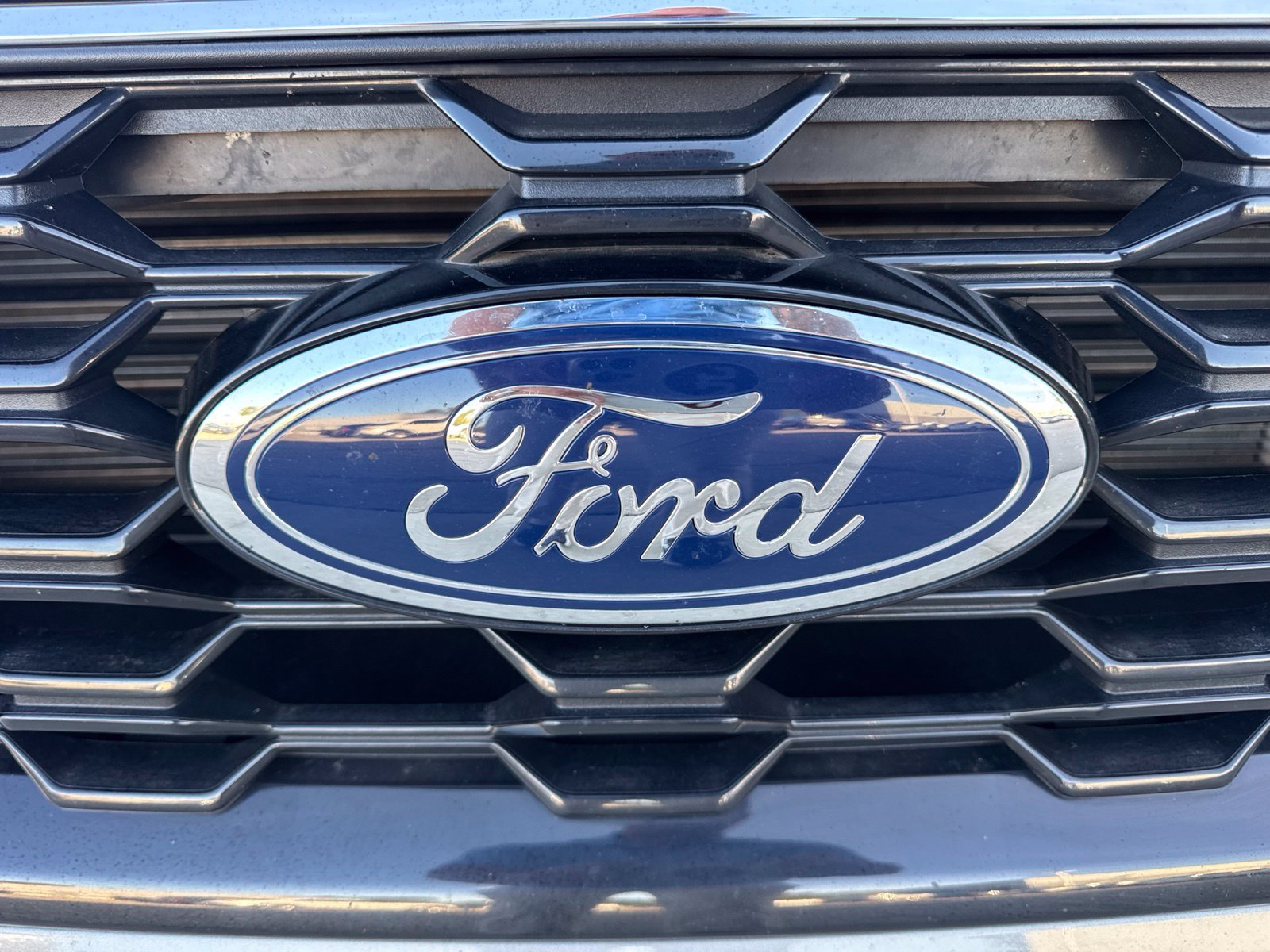 Certified 2024 Ford Escape ST-Line w/ Tech Pack #1 AWD/4WD image 13