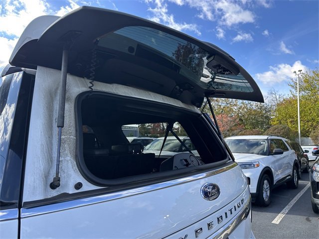 Certified 2024 Ford Expedition Max Platinum image 42