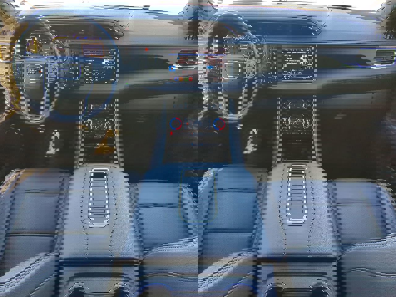 Used 2021 GMC Yukon Denali w/ Denali Premium Package image 13